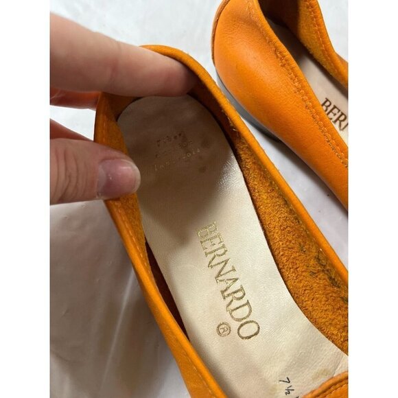 bernardo genesis women's loafers orange Size 7.5 - Picture 4 of 13